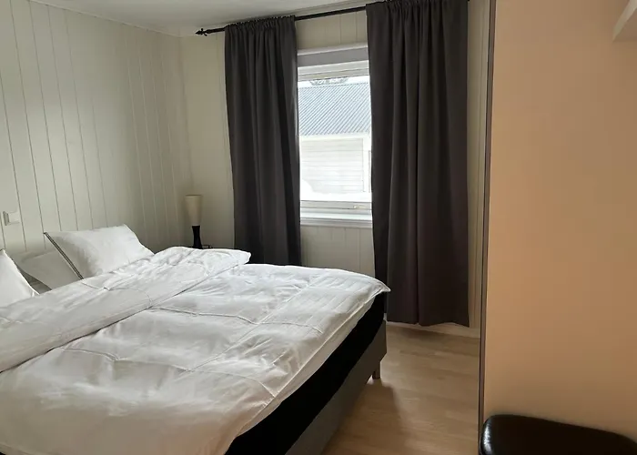 Sentral 4-roms I Trollbakken Apartamento *