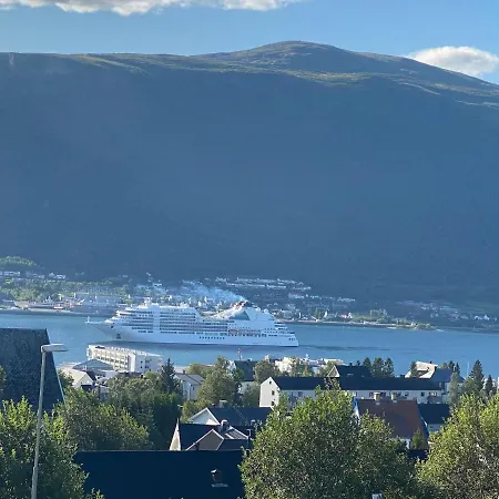 Sentral 4-roms I Trollbakken Tromsø